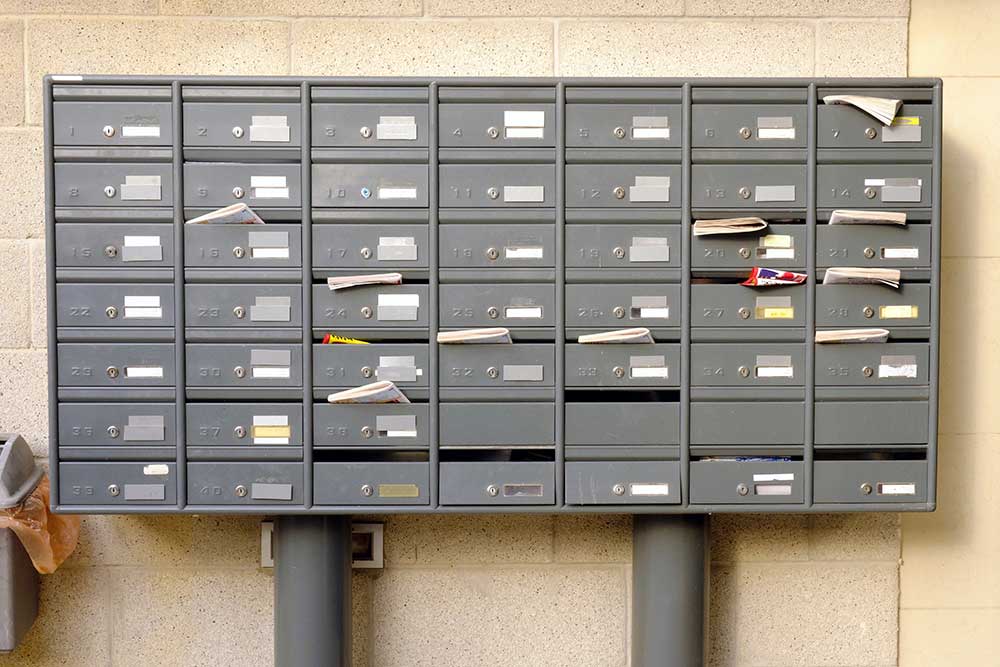 Distribuzione volantini in cassette postali a Milano e provincia